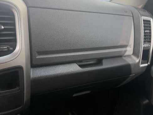 Used 2015 RAM 3500 SLT AWD/4WD image 4