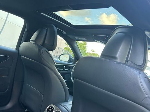 Used 2025 Mercedes-Benz C 300 Sedan image 38
