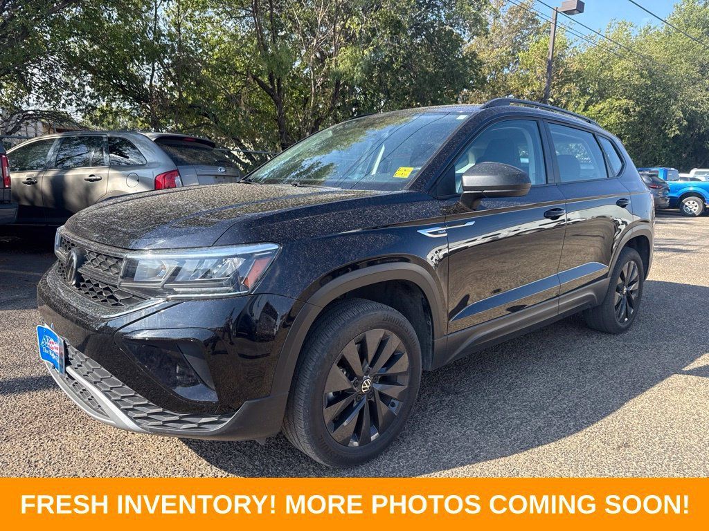 Used 2023 Volkswagen Taos S FWD image 3