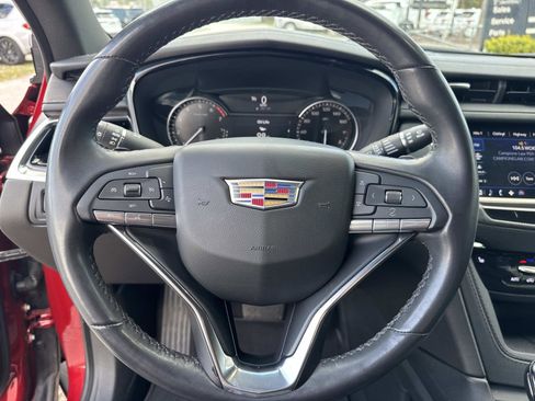 Certified 2023 Cadillac XT6 Luxury image 31