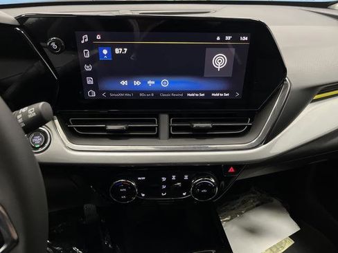 New 2026 Chevrolet Trax LT w/ Driver Confidence Package image 8