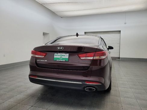 Used 2017 Kia Optima LX image 7