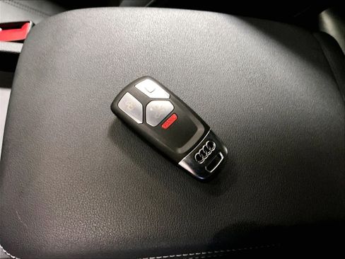 Used 2023 Audi Q5 2.0T Premium w/ Convenience Package image 13