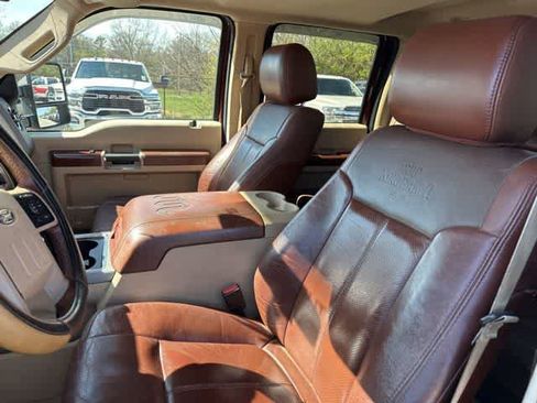 Used 2012 Ford F250 King Ranch w/ King Ranch w/Chrome Pkg image 2