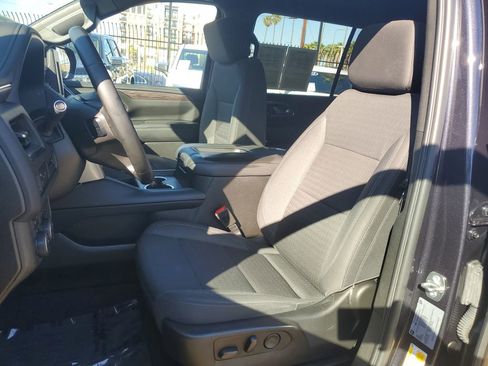 Used 2023 Chevrolet Suburban LS image 17