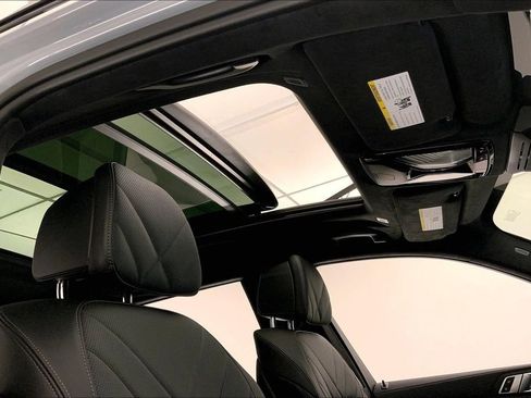 Certified 2025 BMW X7 xDrive40i w/ M Sport Package image 26