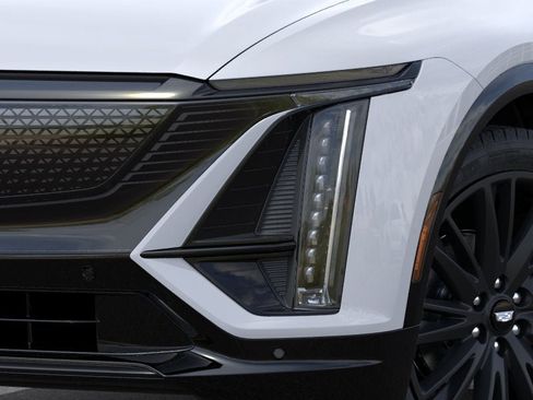 New 2026 Cadillac Lyriq Premium Sport w/ LPO, ONYX Package RWD image 10