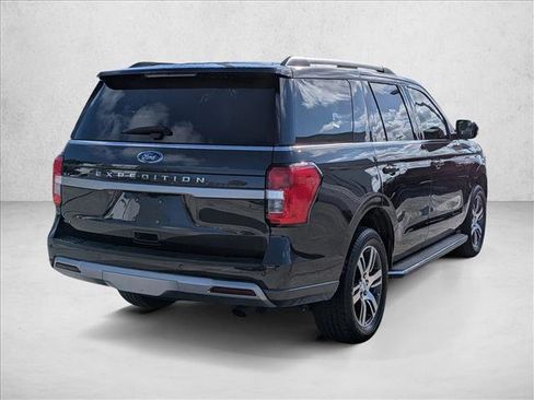 Used 2023 Ford Expedition XLT RWD image 5