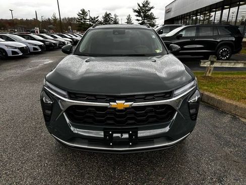 New 2026 Chevrolet Trax LT w/ Driver Confidence Package FWD image 7