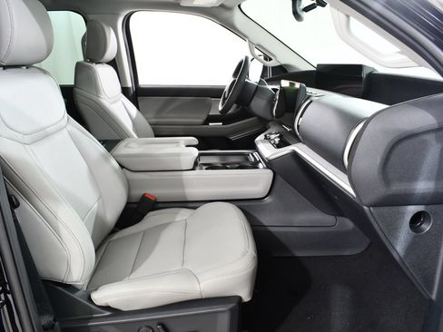 New 2026 Ford Expedition Active AWD/4WD image 10