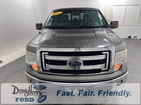Used 2014 Ford F150 XLT w/ XLT Convenience Package image 2