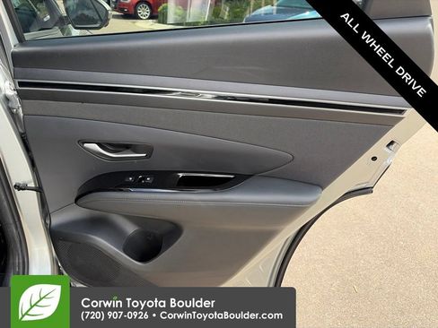 Used 2022 Hyundai Tucson Limited AWD/4WD image 16