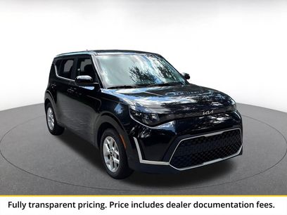 Used 2025 Kia Soul LX w/ LX Technology Package