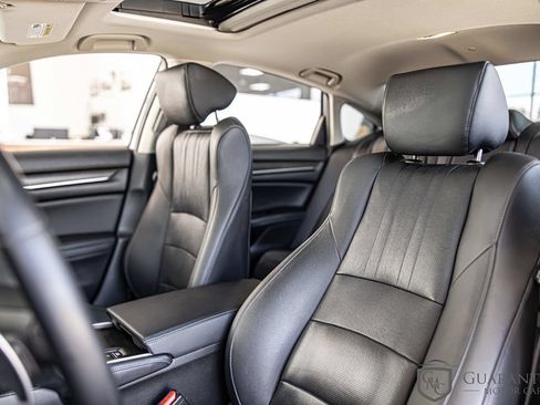 Used 2021 Honda Accord Touring image 18
