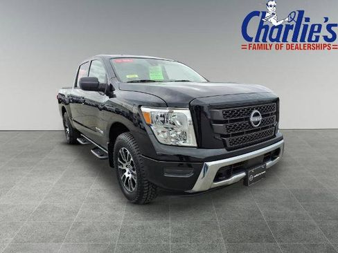 Certified 2024 Nissan Titan SV w/ Accessory Utility Package AWD/4WD image 3