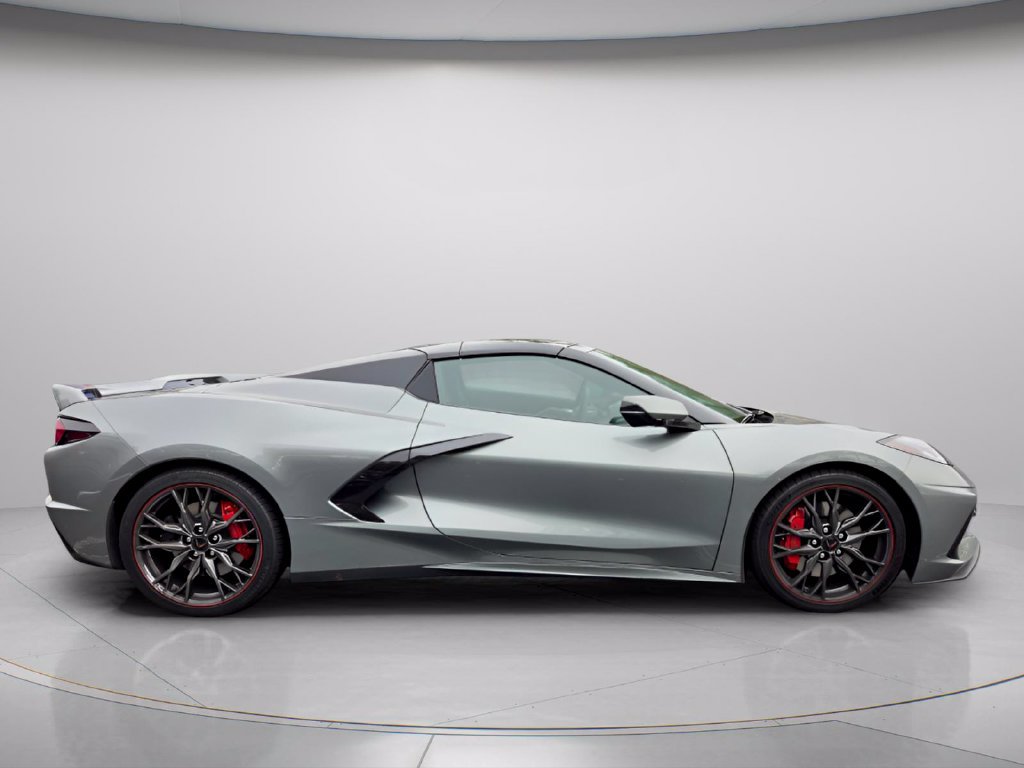 Used 2023 Chevrolet Corvette Stingray Premium Conv w/ Z51 Performance Package RWD image 5