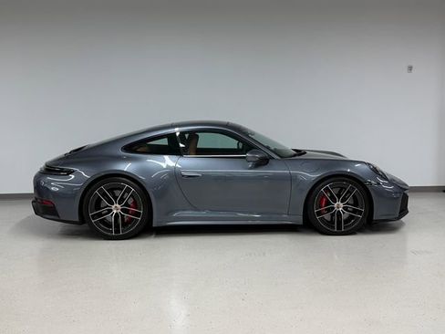 Certified 2025 Porsche 911 Carrera GTS RWD image 10