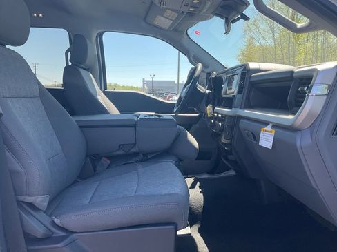 New 2026 Ford F250 XL w/ STX Appearance Package AWD/4WD image 12