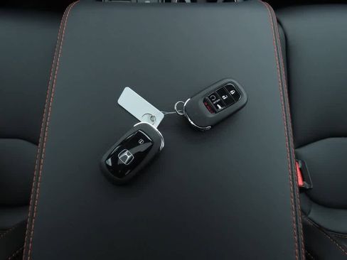 New 2025 Honda Pilot TrailSport image 25