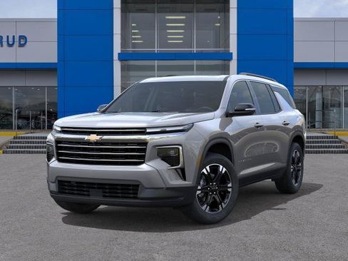 New 2027 Chevrolet Traverse LT w/ Sun and Wheel Package AWD/4WD image 30