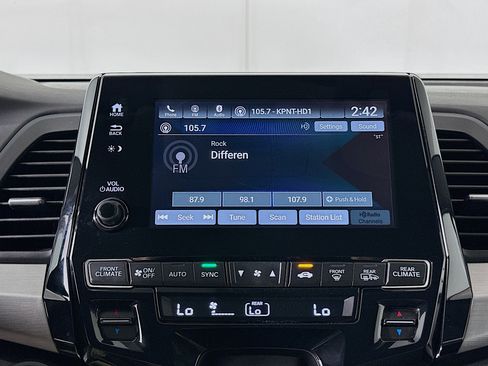 Used 2018 Honda Odyssey EX-L image 21