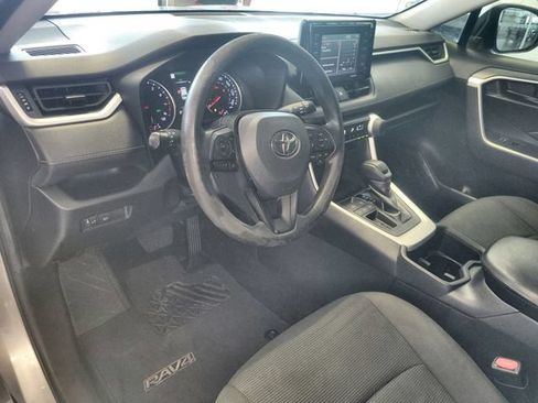 Used 2022 Toyota RAV4 LE FWD image 14