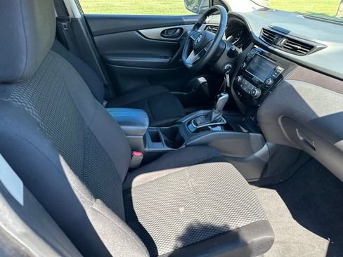 Used 2021 Nissan Rogue Sport S FWD image 26