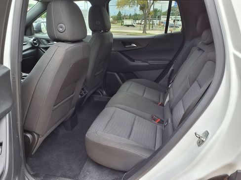 Used 2025 Chevrolet Equinox LT FWD image 14