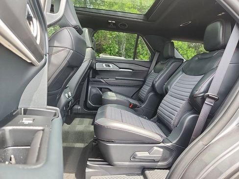 Certified 2026 Ford Explorer ST-Line w/ ST-Line Street Pack AWD/4WD image 6