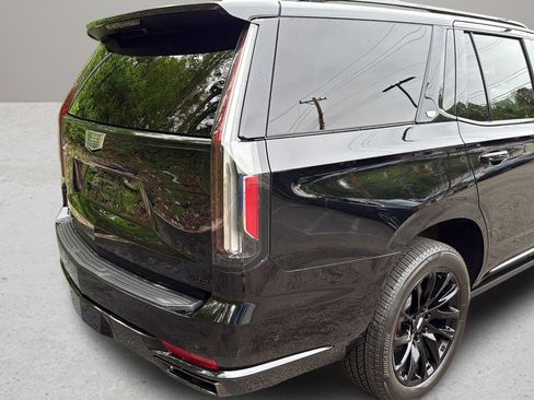 Certified 2023 Cadillac Escalade Sport w/ LPO, ONYX Package AWD/4WD image 12