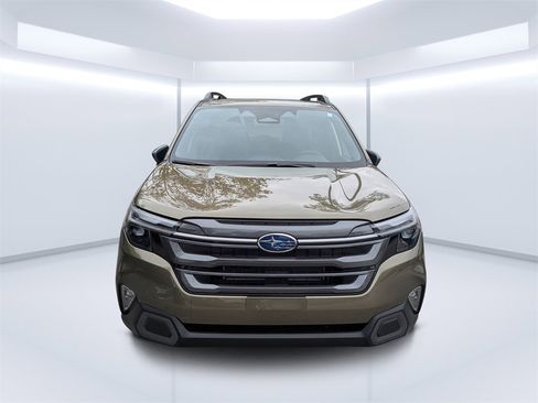 New 2025 Subaru Forester Limited image 8