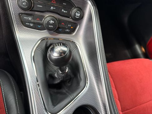 Used 2016 Dodge Challenger SRT Hellcat RWD image 22
