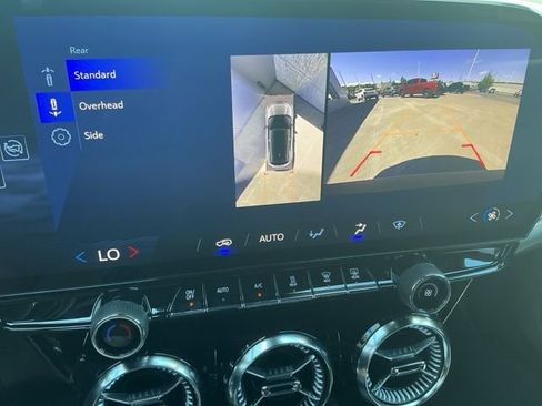 Used 2025 Chevrolet Blazer EV LT AWD/4WD image 14