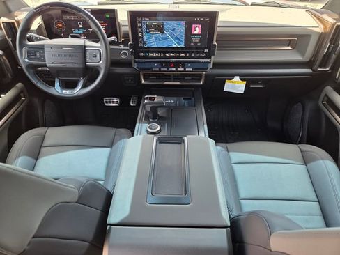 Used 2025 GMC Hummer EV 3X w/ LPO, Sport Package AWD/4WD image 19