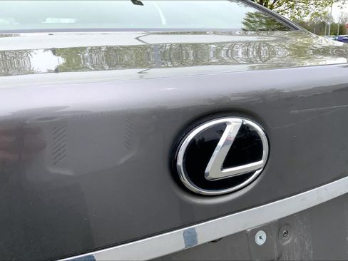 Certified 2023 Lexus LS 500 AWD w/ Interior Upgrade Package image 28