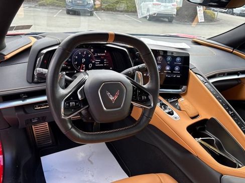 Used 2022 Chevrolet Corvette Stingray Preferred Cpe w/ Engine Appearance Package image 11