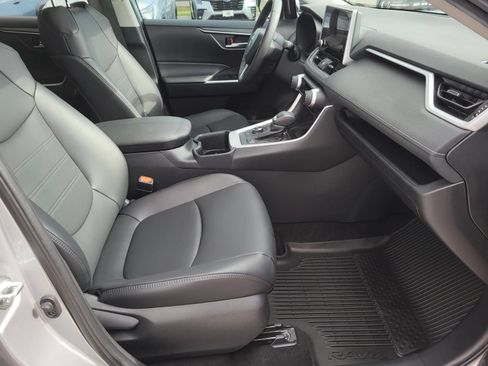 Used 2024 Toyota RAV4 XLE Premium AWD/4WD image 10