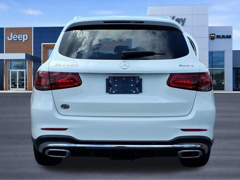 Used 2022 Mercedes-Benz GLC 300 4MATIC image 4