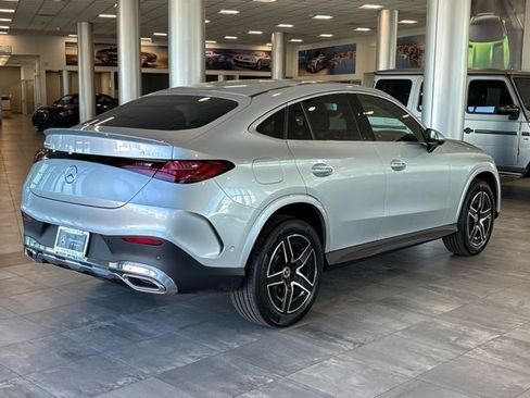 Used 2026 Mercedes-Benz GLC 300 4MATIC image 4
