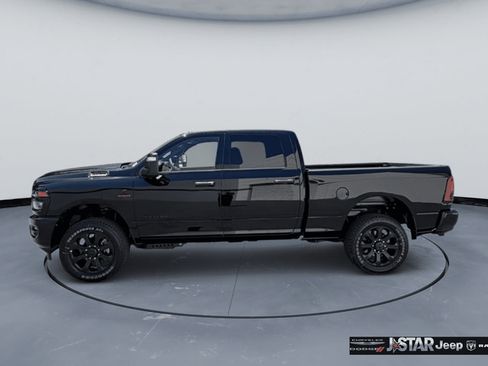 New 2026 RAM 2500 Big Horn AWD/4WD image 8