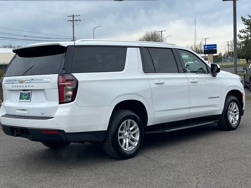 Used 2023 Chevrolet Suburban LT image 7
