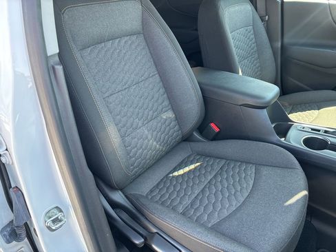 Used 2021 Chevrolet Equinox LT image 53