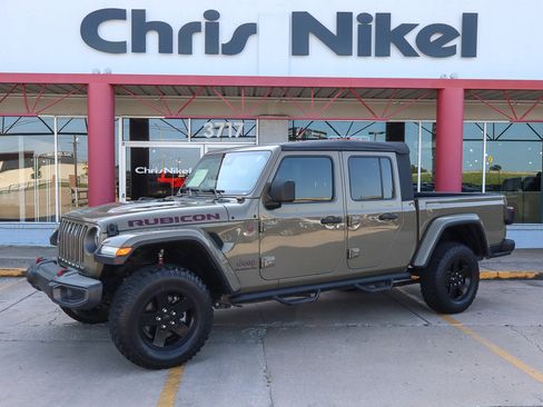 Used 2020 Jeep Gladiator Rubicon image 1