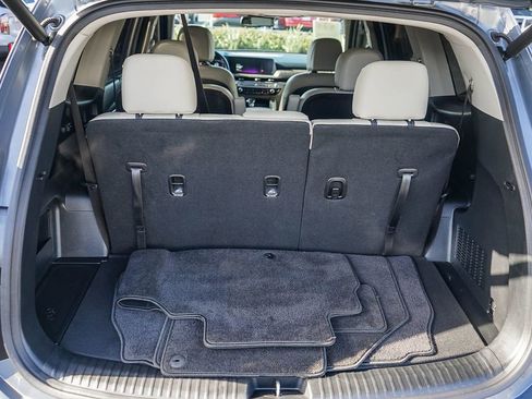 Used 2023 Kia Telluride EX w/ EX Captain's Chair Package FWD image 28