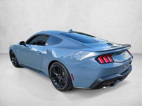 Used 2025 Ford Mustang GT RWD image 7