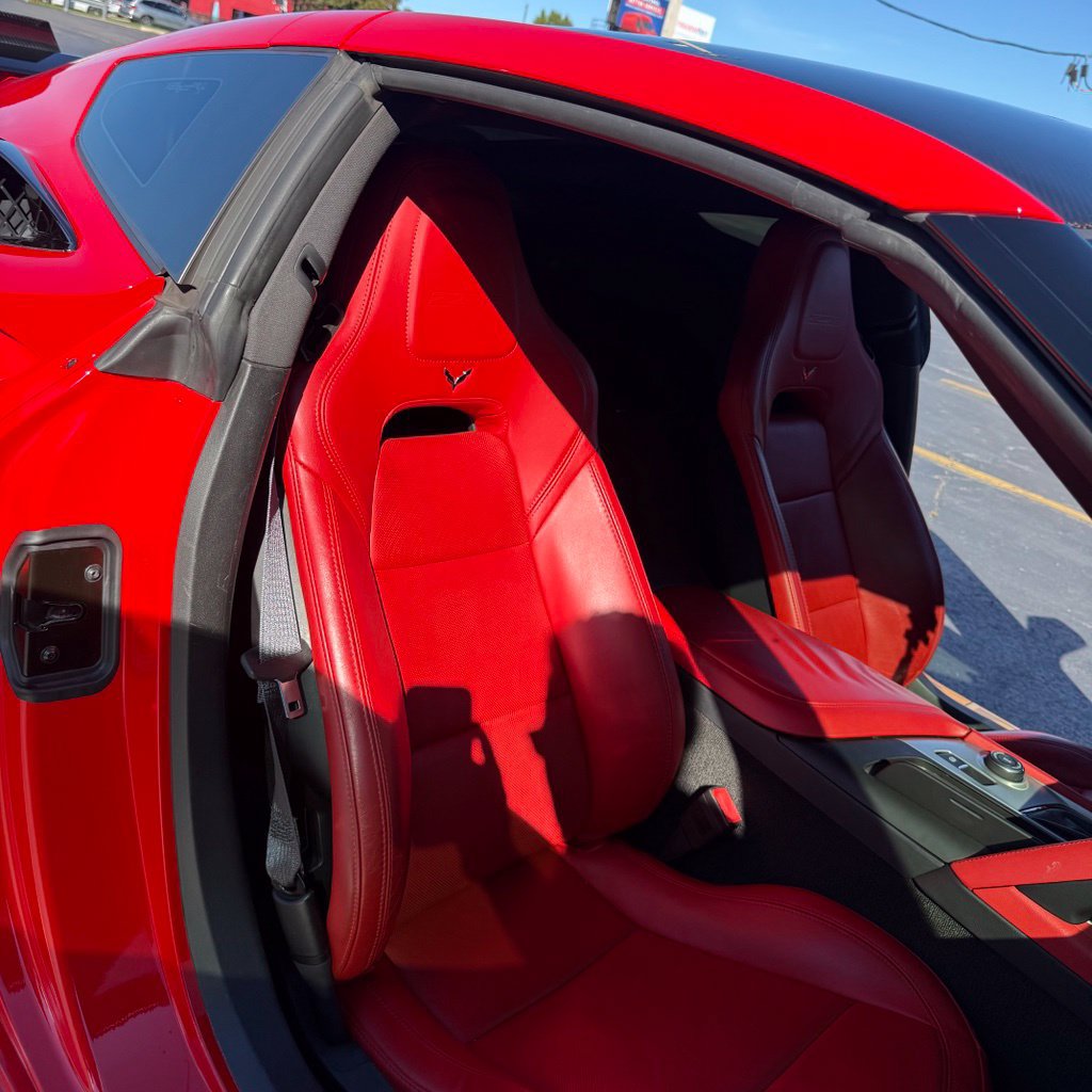 Used 2015 Chevrolet Corvette Z06 w/ 2LZ Preferred Equipment Group RWD image 23