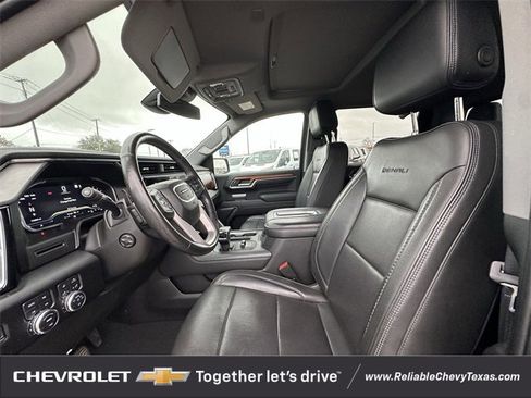 Used 2022 GMC Sierra 1500 Denali image 9