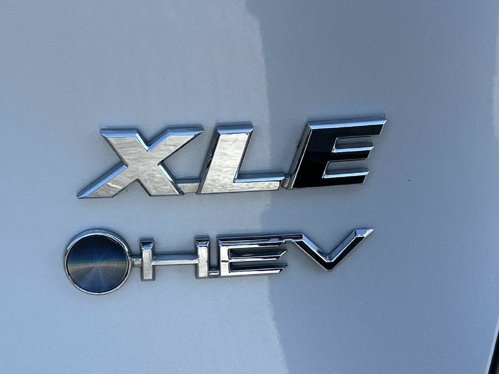 Used 2025 Toyota RAV4 XLE Premium w/ Weather Package AWD/4WD image 12