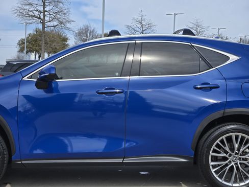 Used 2025 Lexus NX 350 AWD w/ Accessory Package (2T) image 15