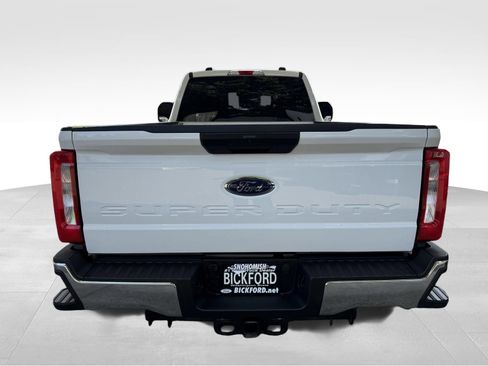 Used 2025 Ford F250 XL w/ XL Chrome Package RWD image 6